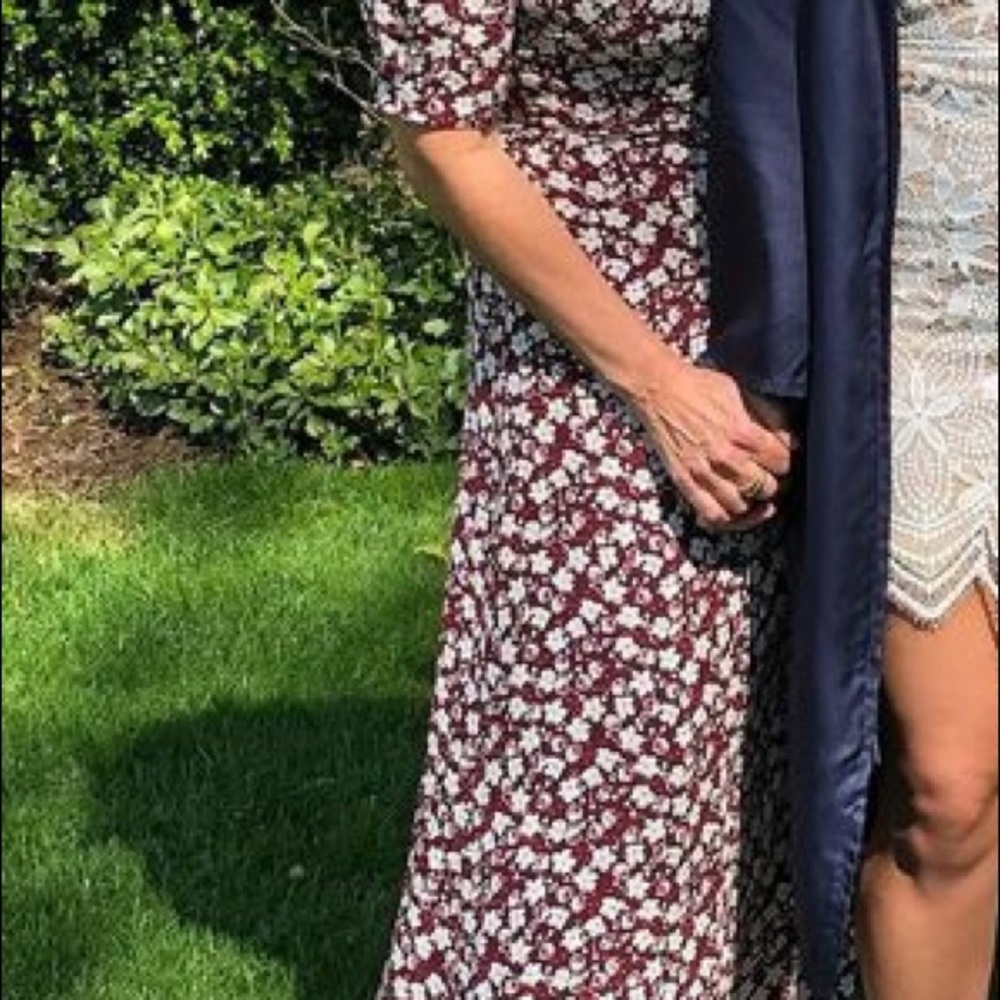 Reformation Dress - Picture 4 of 9